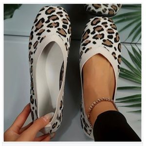 Leopard flats